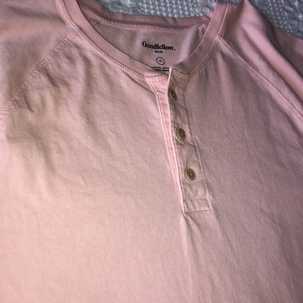 Men’s peach colored three button Henley by Goodfellow and Co. size extra large